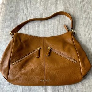 Leather shoulder bag